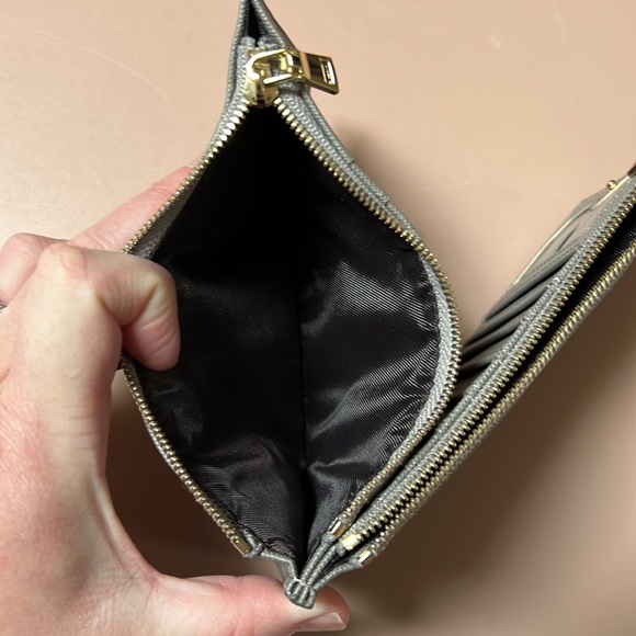 Travelambo 7 "Woman’s Bi-fold Wallet RDID Blocking Multicard - Picture 5 of 8